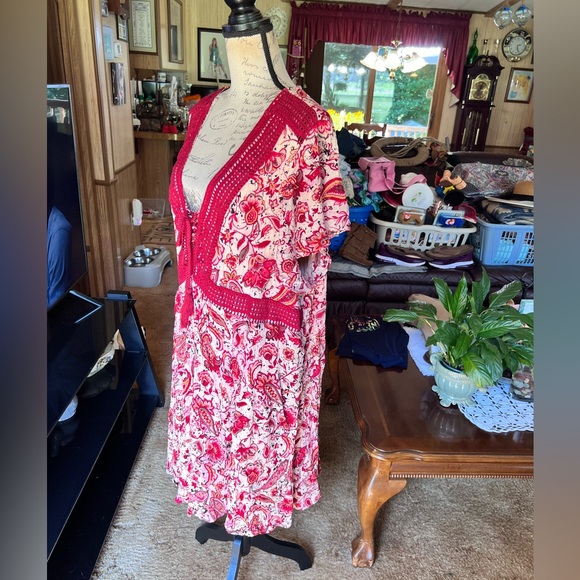 TORRID Mini Gauze Lace-Up Skater dress with pockets size 4X. - Picture 5 of 16